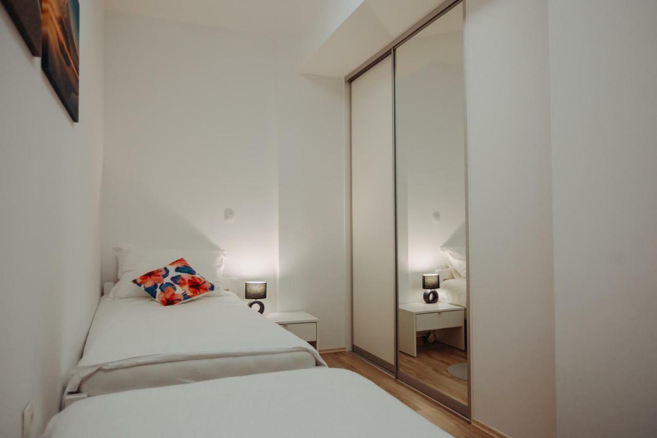 Apartman Vejama Josipdol Extérieur photo